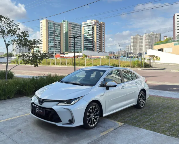 Corolla Altis Premium Hybrid 2023