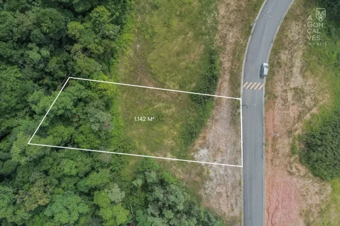 Terreno em Condomínio Fechado, Vista para Área de Preservação, Santa Felicidade, Curitiba