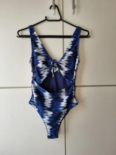 Maiô recortes - tamanho M