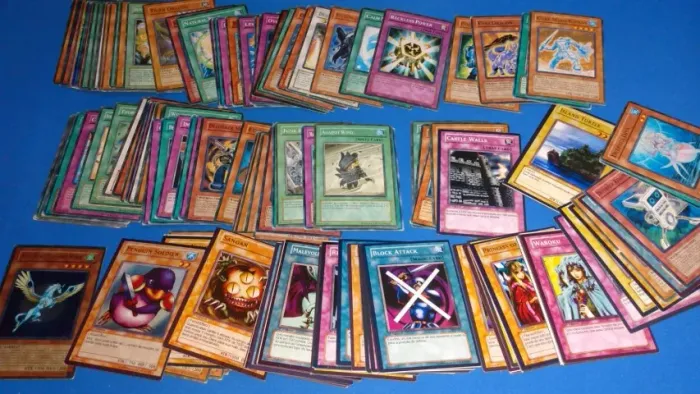 Lote de cartas antigas cards Yu-Gi-Oh Konami Yu Gi Oh