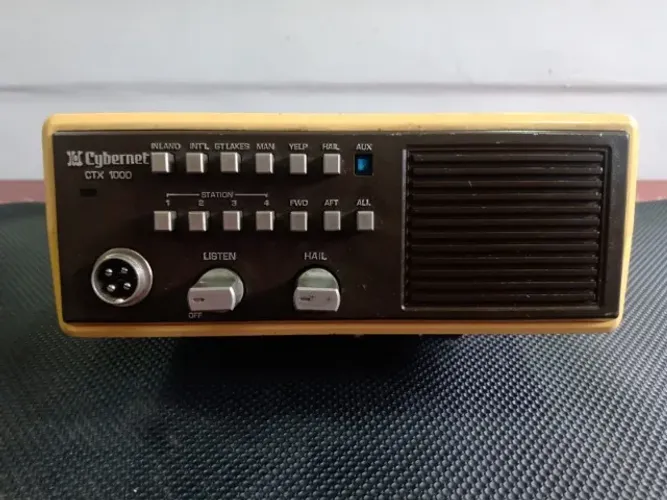 Intercomunicador Marítimo Cybernet CTX 1000