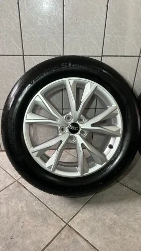 Rodas audi Q 3 impecável com pneus 