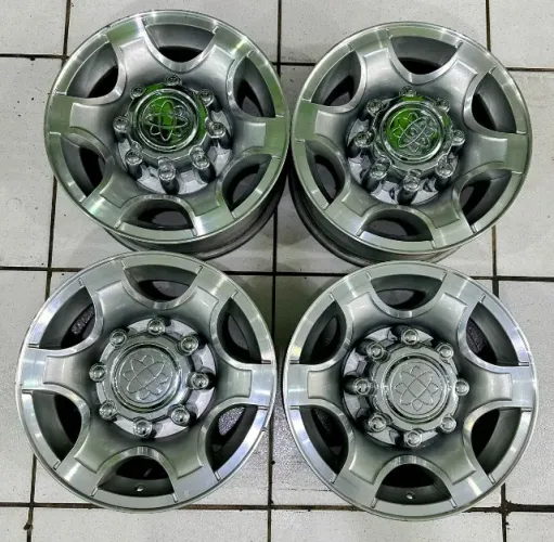 Jg roda F250 Aro 16 8x170 Semi Novas