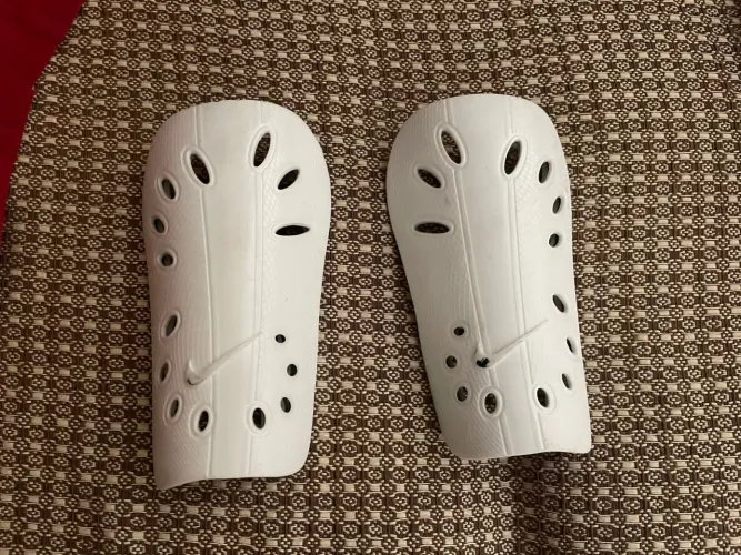 Canelas de Futebol Nike - Proteção e Conforto