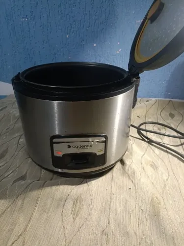 Arrozeira elétrica Cadence inox (usado funcionando bom estado)