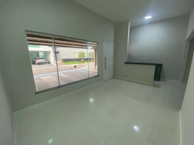 Casa Dentro de Condomínio Fechado Com 04 Quartos