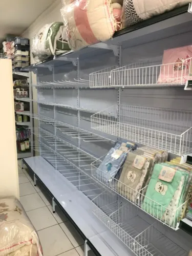 Cesto para Gondolas em Aço