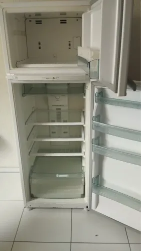 Geladeira/Frezeer Brastemp usada em ótimo estado