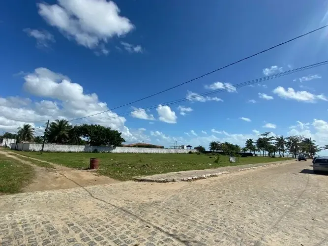 TERRENO: BEIRA-MAR (PRAIA DE LUCENA-PB)