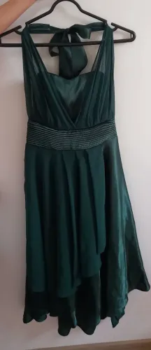 Vestido verde elegante para ocasiões especiais