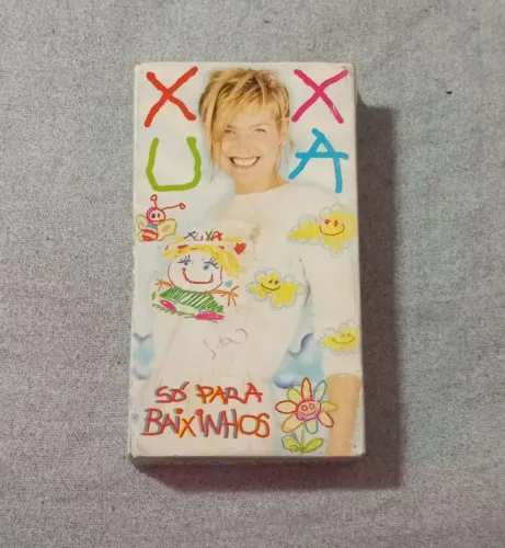 Fita VHS Xuxa só para Baixinhos