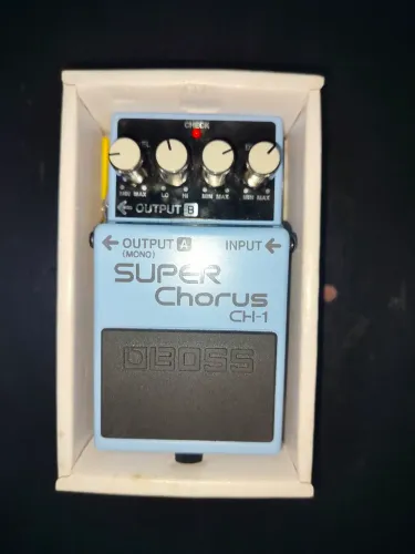 Boss Super Chorus CH-1