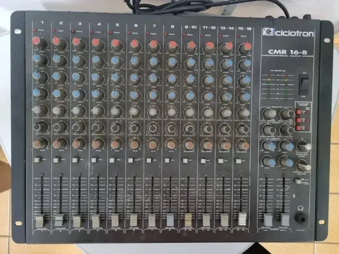 Mesa de som Ciclotron CMR 16-B