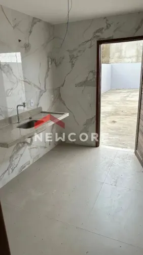 Casa em Rua Presidente Alves - Visconde II - Campos dos Goytacazes/RJ