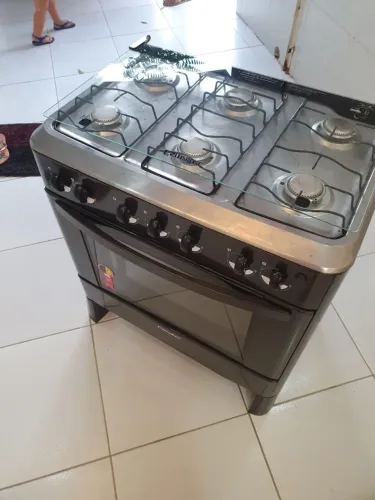 Fogão 6 bocas esmalte novo funcionando perfeitamente,  PAGAMENTO SOMENTE NA ENTREGAR 