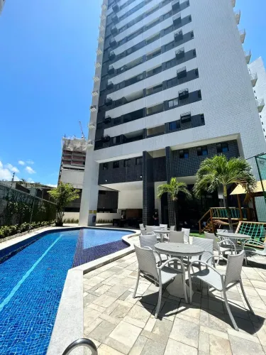 Em Setúbal 110m2 03 quartos sendo 01 suíte, Varanda, ventilado com armários fixos. Próx ao