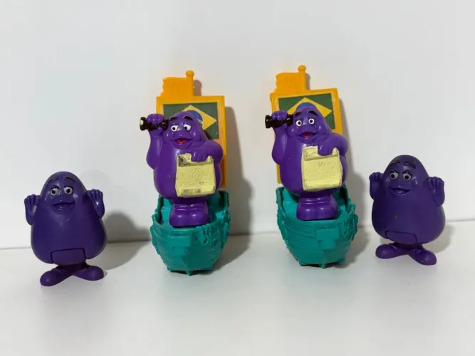 Coleção Grimace McDonald's 500 anos shake 