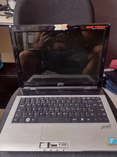 Notebook para retirar peças (tela boa)