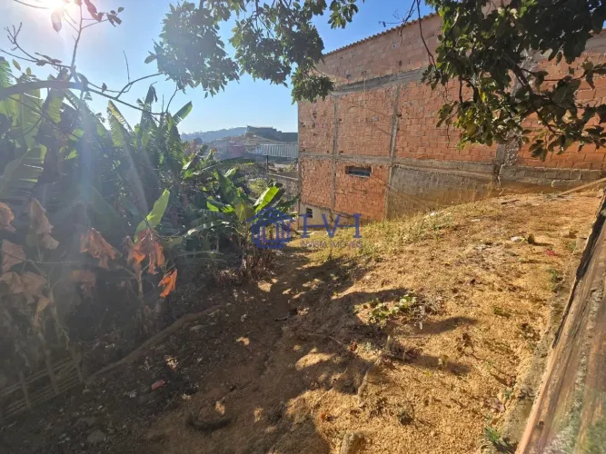 Lote 360 m² no Bairro Vila Esportiva Venda