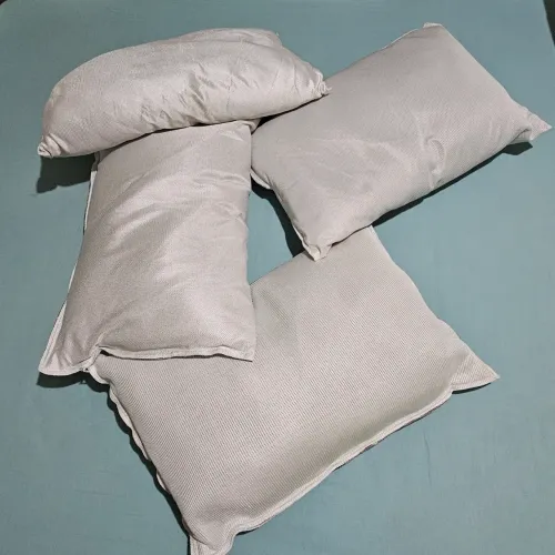 4 Travesseiros Flocados Firmes 40x60