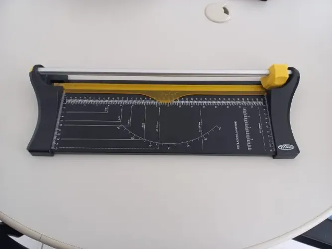 Refiladora de Papel A3 Menno Compacta 
