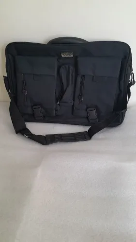 Pasta Maleta Bolsa de Nylon com Alça marca LUI'S