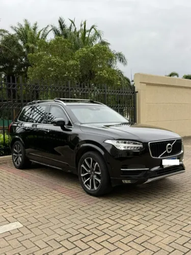 Volvo XC 90 D-5 Momentum 2.0 235cv Diesel 5P 2018