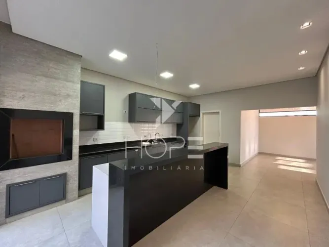 Condomínio Bellevie  Casa à venda com 190 m² - 3 suítes - piscina - 4 vagas - Cambé PR
