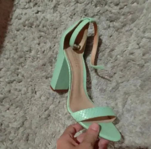 Sandália Schutz Verde Menta - Elegância nos seus pés!