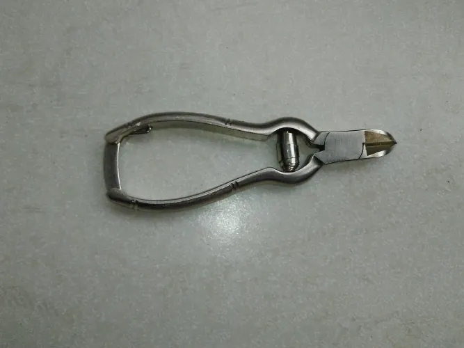 Cortador de unhas duras