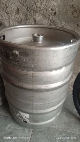 Barril de Chopp vazio 350,00 cada 