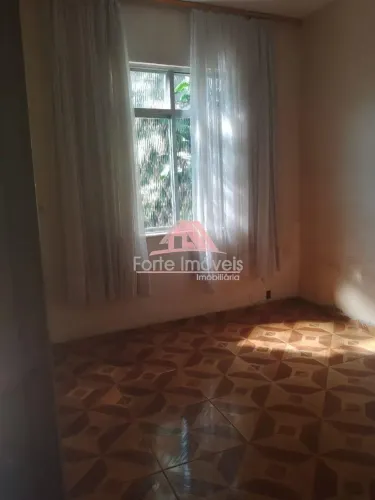Casa tipo Apartamento c/ 2 quartos - Em Inhoaíba - CG/RJ