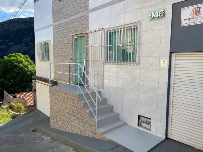 OPORTUNIDADE, CASA Á VENDA NO CENTRO, PRA VENDER LOGO
