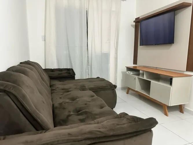 Mobiliado andar alto/livre