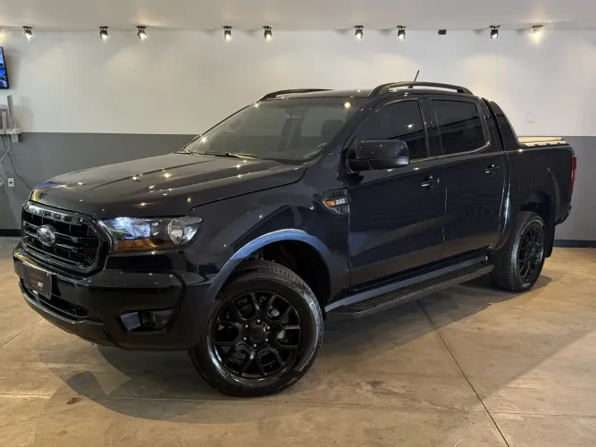Ford Ranger Black 2.2 4X2 CD Diesel AUT 2023