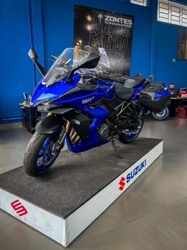 Suzuki GSX-S 1000 1000 cc