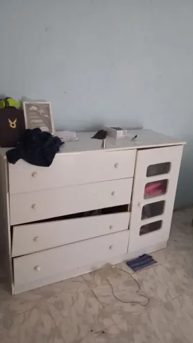 Doação cômoda + poltrona de amamentação 