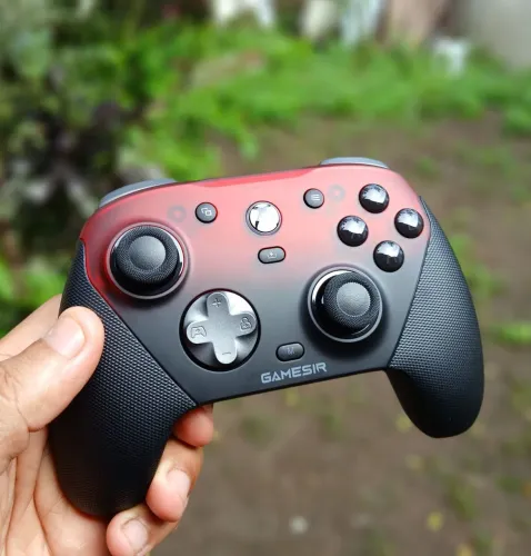 Gamesir G7 pro tri-mode