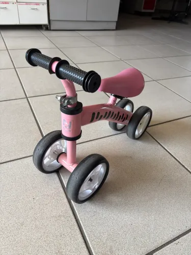 Bicicleta bebê menina