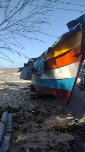 Vende-se barcos para pesca