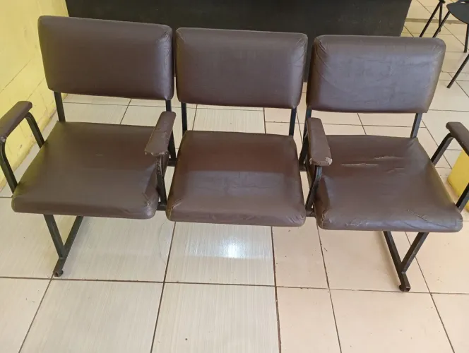 Cadeira trio pra recepção 150 cada
