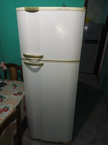 Vendo geladeira Electrolux Dc49A 462 litros 