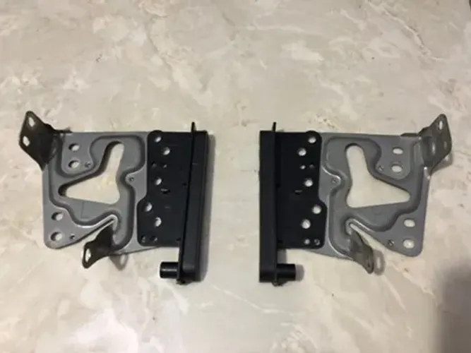 Kit Suporte Fixação Rádio + Moldura Acabamento Lateral Toyota Hilux / Corolla / Etios