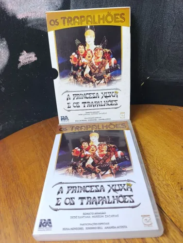 DVD FILME A PRINCESA XUXA E OS TRAPALHÕES. DIDI, DEDÉ, MUSSUM, ZACARIAS, XUXA. ANOS 80