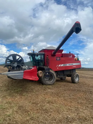 COLHEDEIRA MF 9790 35pés drapper 