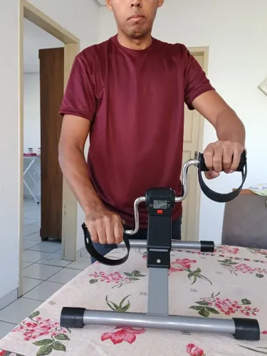 Mini Bike Ergométrica Braços e Pernas Com Painel