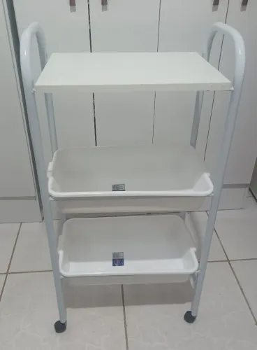 Carrinho Mesa Auxiliar Profissional - 1 Tampo e 2 Bandejas