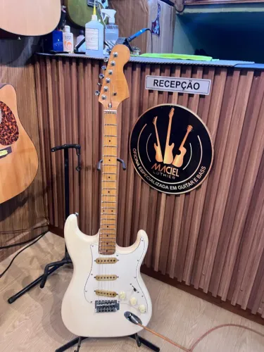 Guitarra Giannini Stratosonic AE08 Anos 70