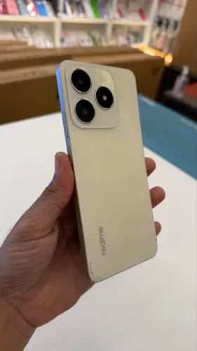 Realme C61 256GB 8GB RAM Seminovo | Tela Nova de Boa Qualidade