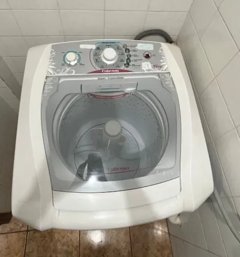 Vendo máquina de lavar Colormaq LCA 15K - 15 kg. com defeito